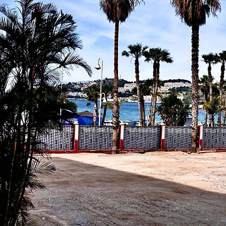 Apartamento 2 Dormitorios En Primera Linea De Playa San Cristobal Альмуньекар Экстерьер фото