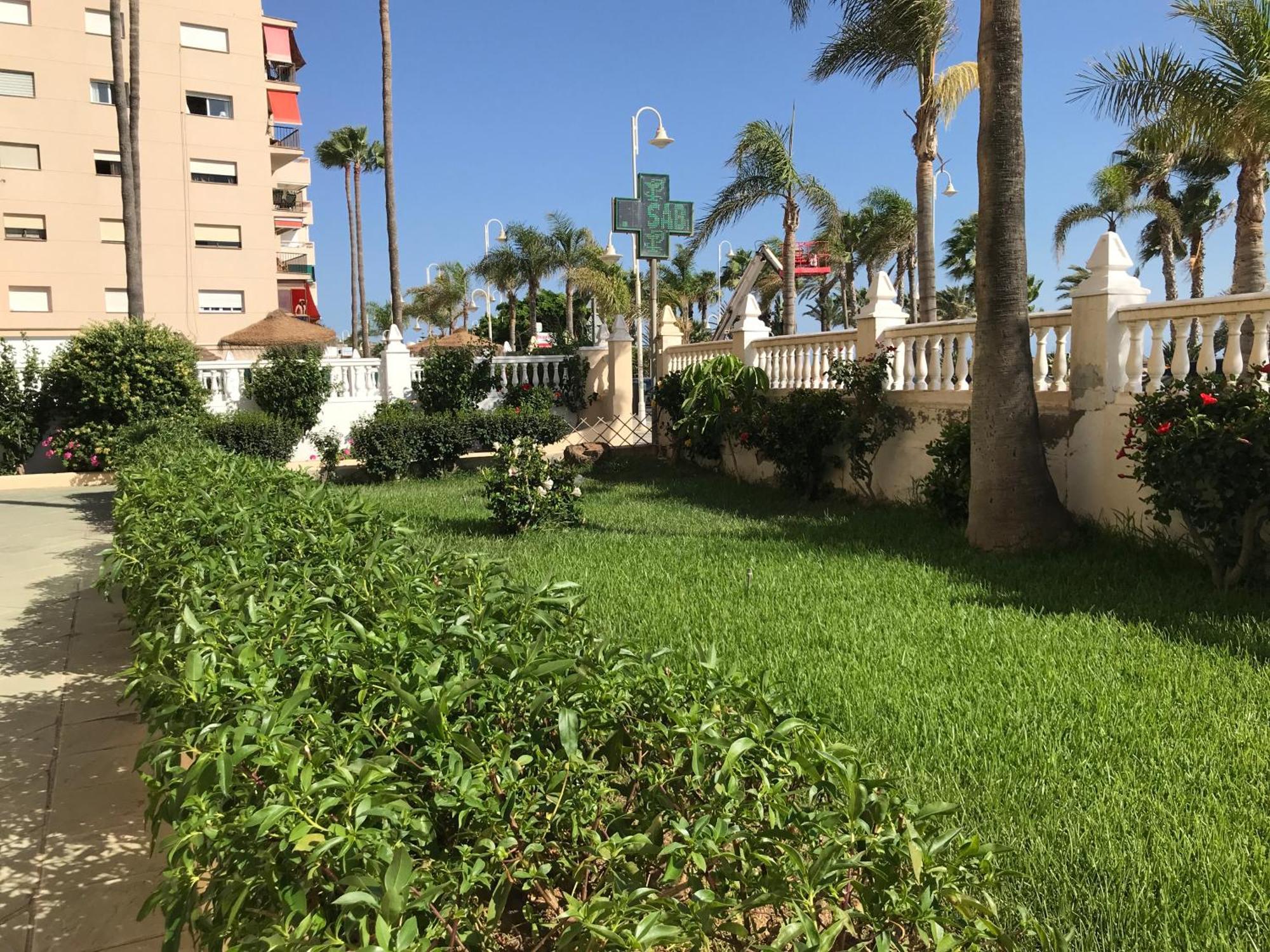 Apartamento 2 Dormitorios En Primera Linea De Playa San Cristobal Альмуньекар Экстерьер фото