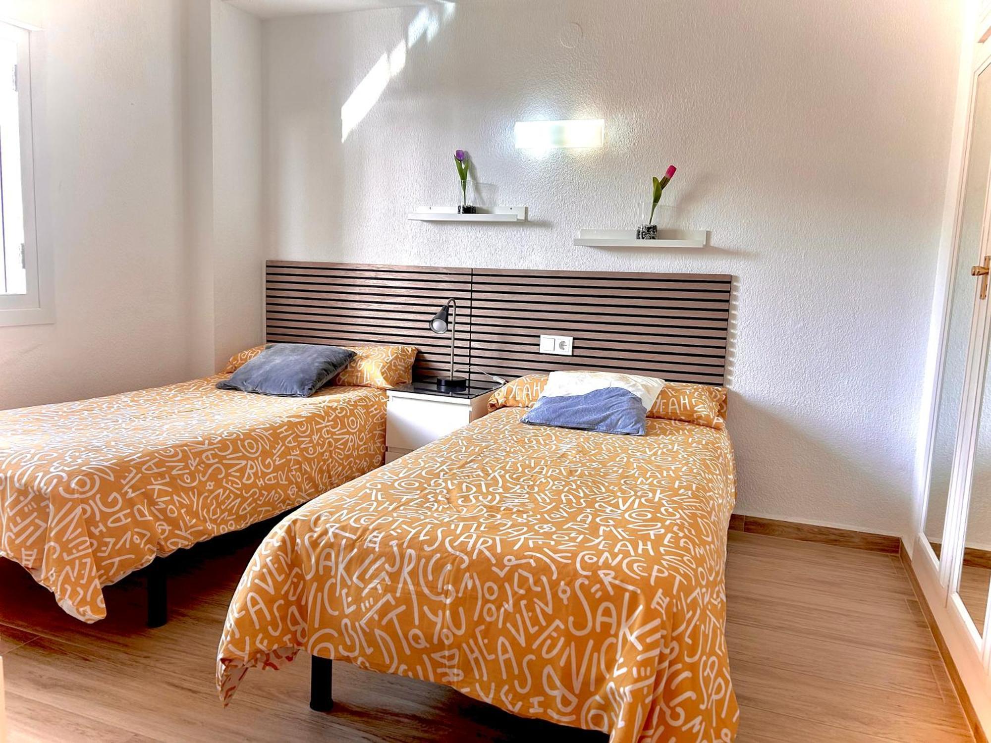 Apartamento 2 Dormitorios En Primera Linea De Playa San Cristobal Альмуньекар Экстерьер фото